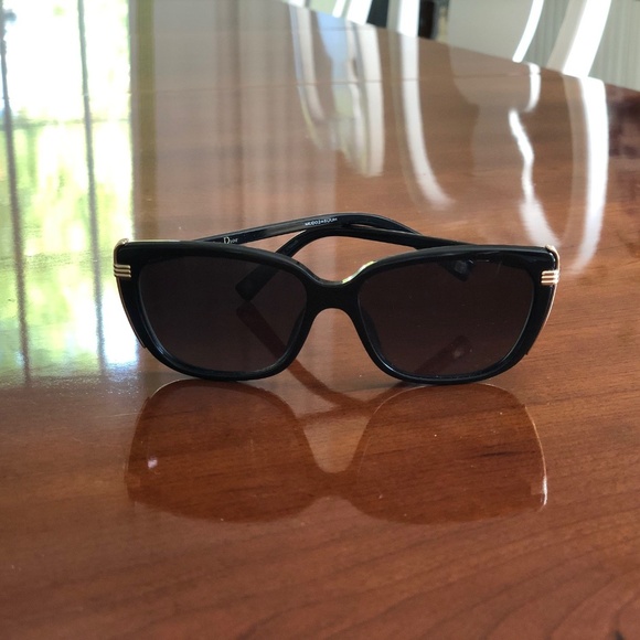 Dior Sunglasses (+ Box & Cleaning Cloth) - Picture 2 of 5